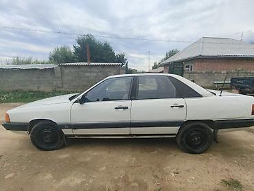 Транспорт: Audi 100: 1987 г., 1.8 л, Механика, Бензин, Седан — 5