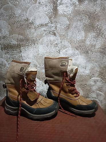 clarks обувь: Сапоги, 39, Clarks, Б/у, цвет - Коричневый, Платная доставка, Самовывоз — 1