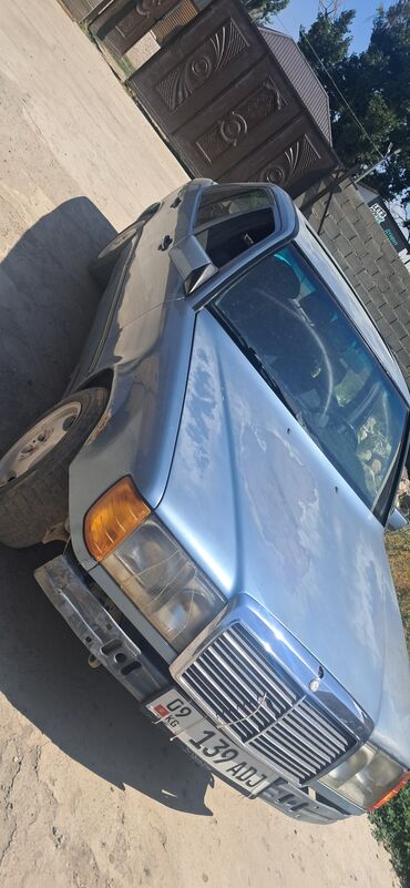 украшения для машины: Mercedes-Benz E-Class: 1986 г., 2.3 л, Механика, Бензин, Седан