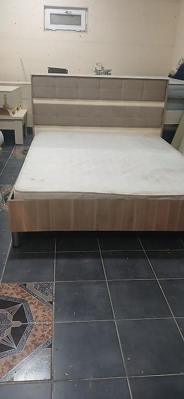 stend: Yataq otağı mebel dəsti Tərkib: - 4 qapılı qarderob: iki mərkəzi — 2