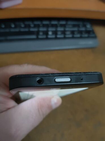 Blackberry: Blackberry Z10, bоја - Crna — 13