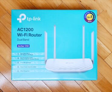 Modemlər və şəbəkə avadanlıqları: Tp link Wi Fi router 5GHz ve 2.4GHz dəstəkleyir. Yenidir