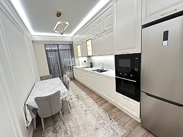 Сдаётся 2-комнатная квартира в ЖК Royal. 📐 Площадь: 85 м² 🏢
