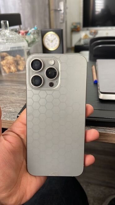 кнопочный телефон apple: IPhone 15 Pro, Natural Titanium, Face ID