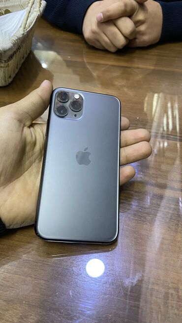 чехлы на 11 айфон: IPhone 11 Pro, Б/у, 256 ГБ, 80 %