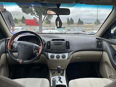 elantra difuzer: Hyundai Elantra: 2 l | 2008 il Sedan — 4