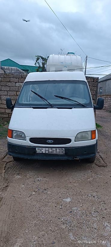 renault 12 toros: Ford Transit: 2.5 l | 1996 il Van/Minivan — 1
