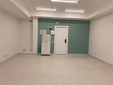 Продажа медицинских центров: Сдаю медицинский кабинет 326 м2. Прошу 60000 сом Дополнительно — 11