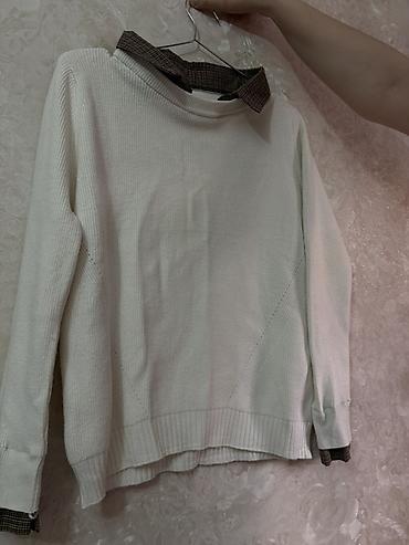 Sviterlər: Qadın sviteri – yaxalıqlı dizayn - Rəng: krem/ağ - Material: toxunma — 2