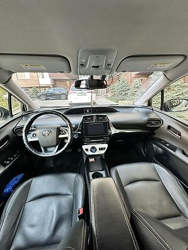 prius: Toyota Prius: 2016 г., 1.8 л, Вариатор, Гибрид, Хэтчбэк — 8
