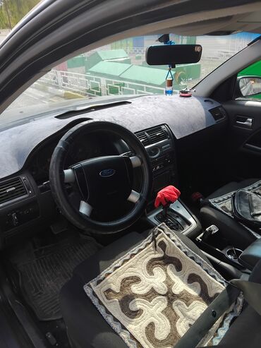 мондео 2: Ford Mondeo: 2003 г., Автомат, Бензин, Седан