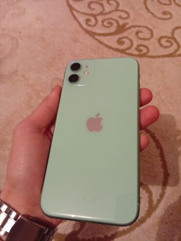 Apple iPhone: IPhone 11, 128 GB, White Titanium — 8