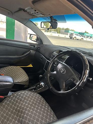 аванье: Toyota Avensis: 2004 г., 1.8 л, Автомат, Газ, Седан — 2