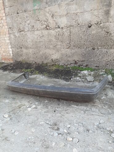 Другие детали кузова: Задний бампер джетта гольф б/у оригинал ушки целые 1000с, задний — 4