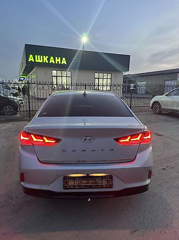 Hyundai: Hyundai Sonata: 2018 г., 2 л, Автомат, Газ, Седан — 6