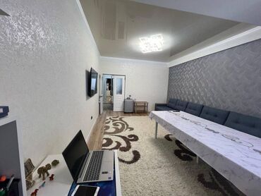 сдается 2 комнатная квартира город ош: 2 бөлмө, 75 кв. м, Элитка, 10 кабат, Евроремонт