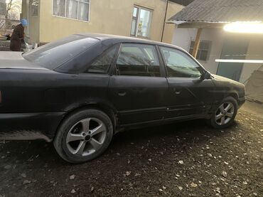Audi: Audi 100: 1994 г., 2.3 л, Механика, Газ — 16