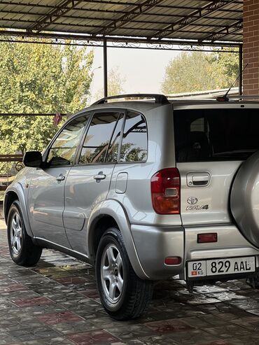 кемпинг дом на колесах: Toyota RAV4: 2002 г., 2 л, Механика, Бензин