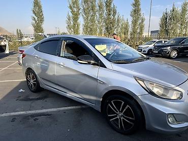 byd qin plus салон: Hyundai Solaris: 2014 г., 1.6 л, Механика, Бензин, Седан — 8