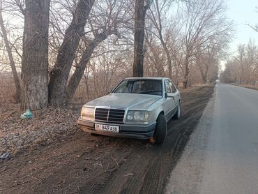 битый мерс: Mercedes-Benz E-Class: 1991 г., 2.3 л, Механика, Бензин, Седан