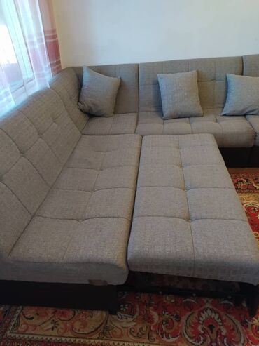 угловая мягкая мебель для кухни: Угловой диван, цвет - Бежевый, Б/у