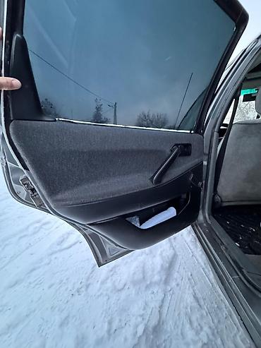 Volkswagen: Volkswagen Passat Variant: 1990 г., 1.8 л, Механика, Бензин, Универсал — 11