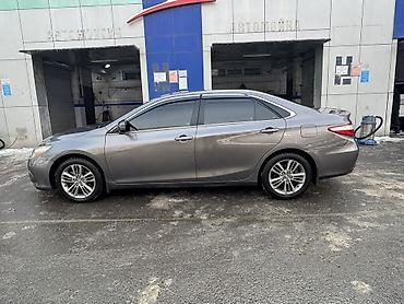 афто кридит: Toyota Camry: 2017 г., 2.5 л, Автомат, Бензин, Седан — 3