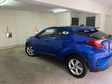 Toyota: Toyota C-HR: 1.8 l. | 2017 έ. SUV/4x4 — 5
