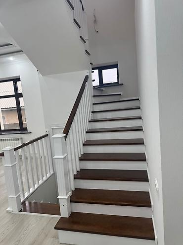 Долгосрочная аренда домов: 290 м², 7 комнат — 8