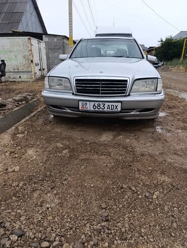 крылья на прицеп грузовой: Mercedes-Benz C-Class: 1995 г., 2.8 л, Автомат, Бензин, Седан