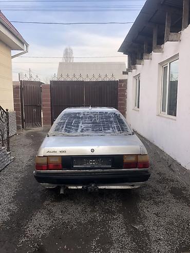 Audi: Audi 100: 1986 г., 1.8 л, Механика, Бензин, Седан — 3