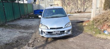 Daihatsu: Daihatsu YRV: 2003 г., 1.3 л, Механика, Бензин, Хэтчбэк