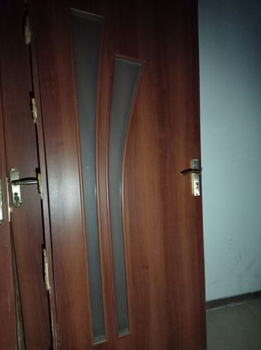 qapilarin satisi: İşlənmiş Otaq qapısı Ünvandan götürmə, Pulsuz quraşdırma