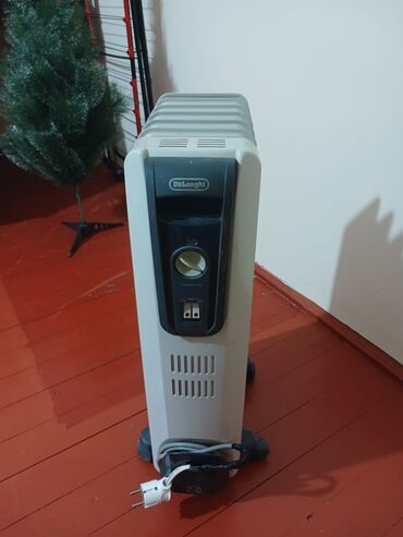işlənmiş manitor: Yağ radiatoru, Delonghi, Kredit yoxdur, Ünvandan götürmə, Ödənişli çatdırılma
