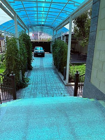 Долгосрочная аренда домов: 300 м², 6 комнат, Теплый пол, Утепленный, Амбарная — 16