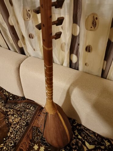 Saz: 2 simi var
qırığı yoxdur