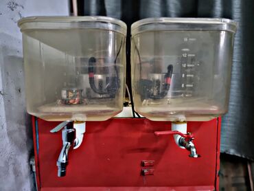 Su, sok, ayran aparatları: Serin meyve suyu aparati iki soyuducunun ikiside isleyir vaxti