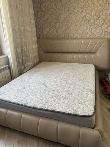 bakida kubikin qiymeti: İkinəfərlik çarpayı, Matras ilə