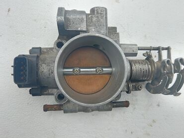 Дроссельные заслонки: Дроссельная заслонка 2004 г., Б/у, Оригинал, Япония — 6