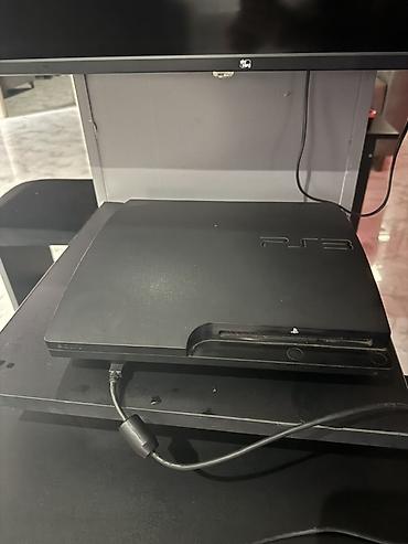 playstation 3 almaq: Sony PlayStation 3 (PS3) Slim oyun konsolu Xüsusiyyətlər: Komplekt — 1