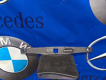 Накладка крышки багажника Mercedes-Benz, 2004 г., Б/у, Оригинал