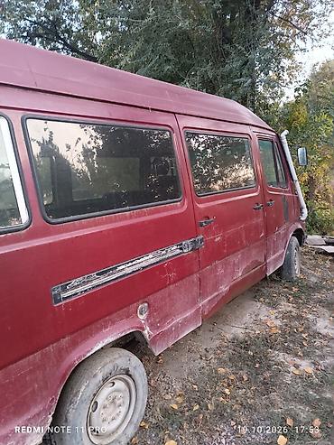 расходомер бмв: Mercedes-Benz 220: 1989 г., Механика, Бус — 4
