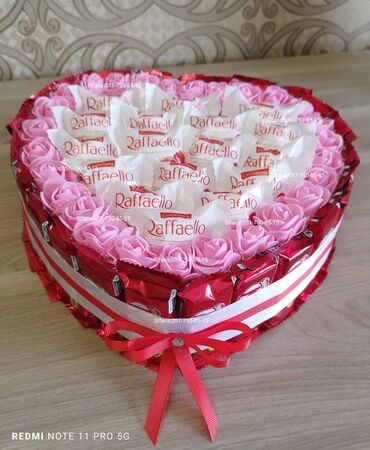 Şokolad buketləri: Kinder buketleri ve sebetleri sifarisle hazirlanir Sifarisler en az 1 — 7