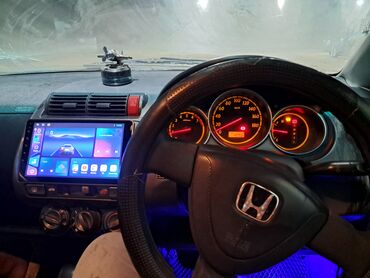 Honda: Honda Fit: 2003 г., 1.3 л, Автомат, Бензин, Седан