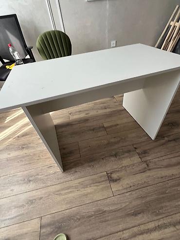 dirnaq stulu: Ağ rəngli iş/oxu masası - Minimalist dizayn: düz üst səth, iki yan — 4