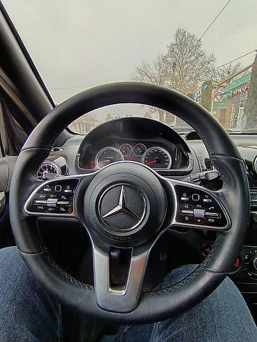 səs boqucu moto: MERCEDES-BENZ çoxfunksiyalı sükan - Mercedes-Benz üçşaxeli dizayn — 1