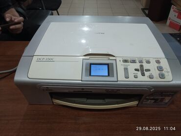 покупка принтеров: Многофункциональное устройство Brother DCP-350C представляет собой