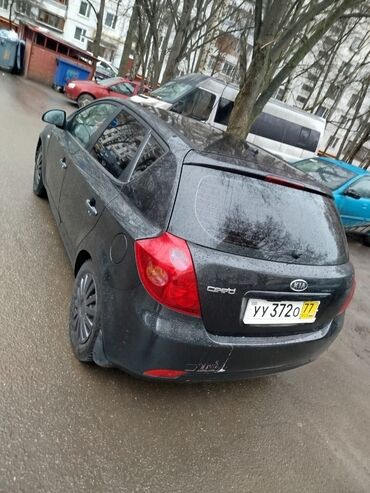 Kia: Kia Ceed: 2007 г., 1.4 л, Механика, Бензин, Хэтчбэк