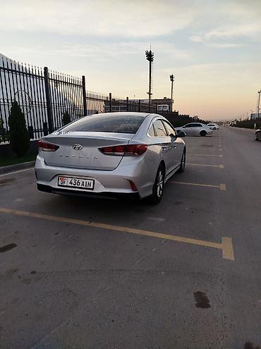 corolla 2016: Hyundai Sonata: 2018 г. — 2