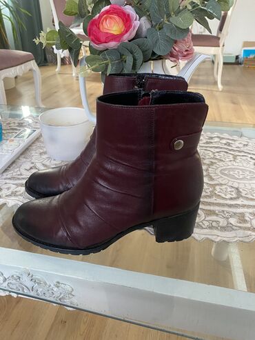 bordo patike: Ankle boots, 39